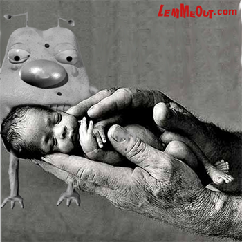 funny-picture-tiny-baby-with-lemmeout